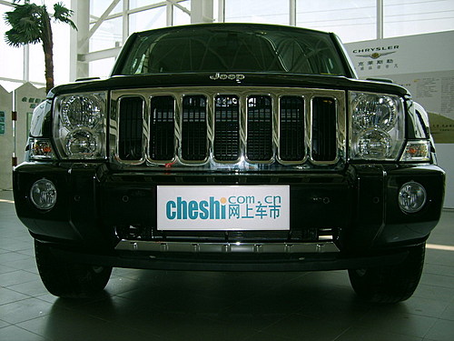 Jeep-指挥官5.7L优惠10万 4.7L停止进口