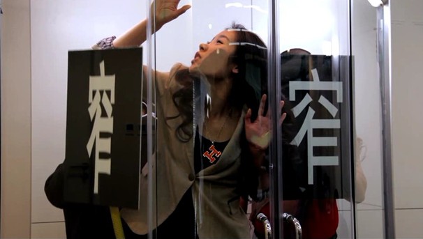 以2012的名义鸿媒体微电影剩女爱情故事隆重