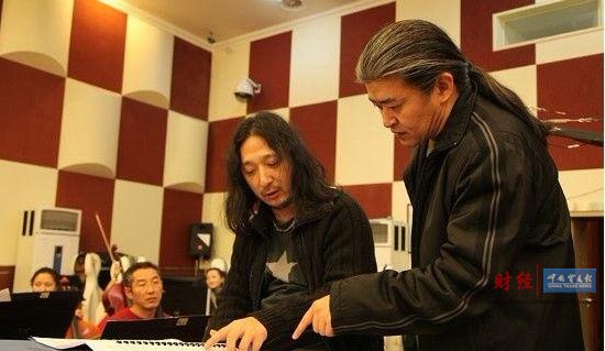 访刘欢跨年演唱会舞美视频导演数虎刘峰