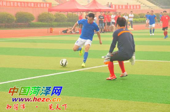 足球进校园活动走进开发区广州路中学