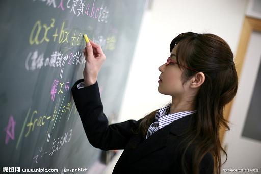 临聘教师下岗 需拷问背后的编制