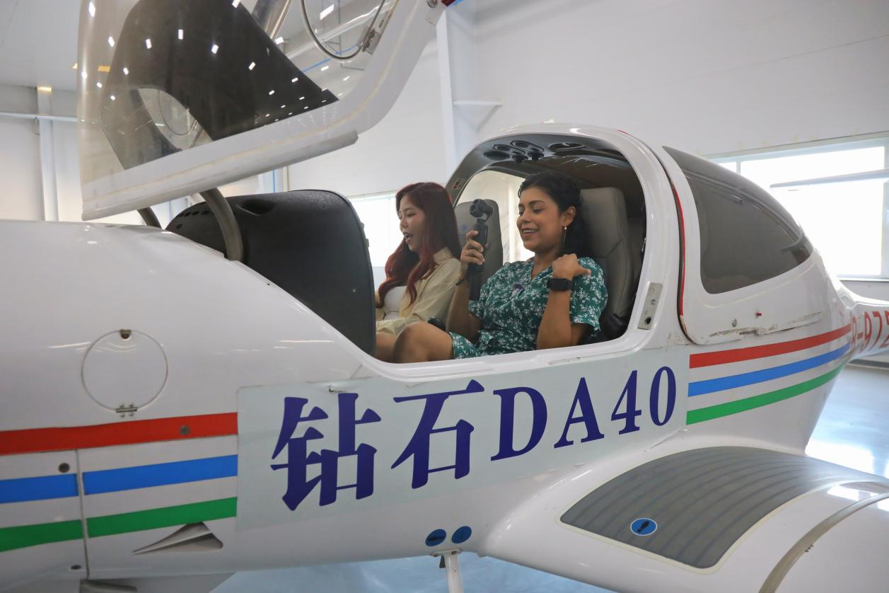 【2026打卡中国】铝韧纱柔 翼展长空 滨州构筑产业新优势