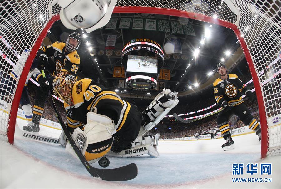（体育）（7）冰球——NHL总决赛：蓝调队夺得总冠军
