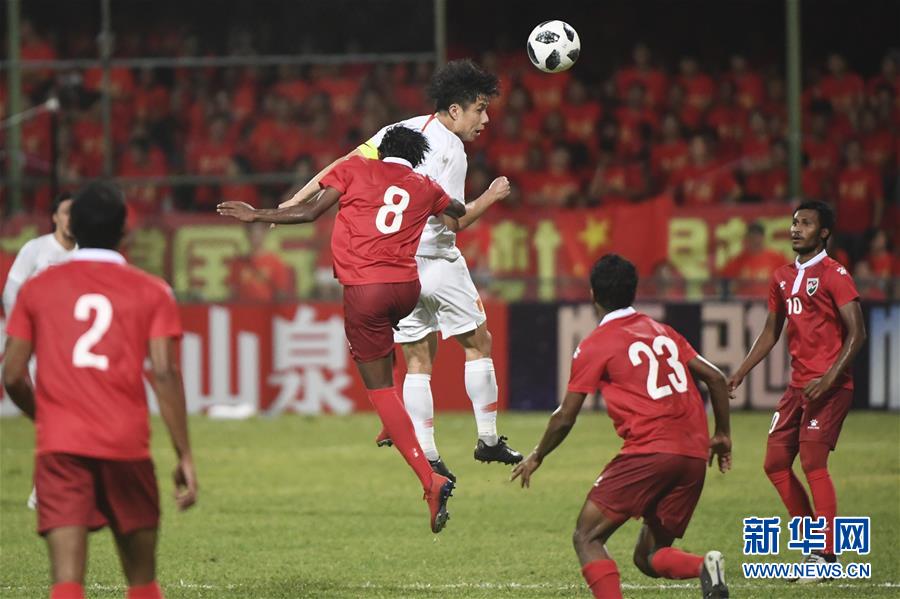 （体育）（13）足球——世界杯预选赛：中国胜马尔代夫
