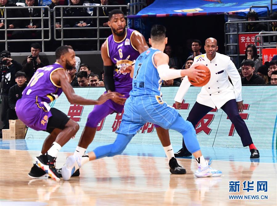 （体育）（7）篮球——CBA常规赛：北京首钢胜北京控股