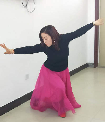 鄄城县什集镇举行庆三八茶话会